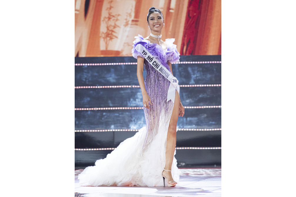 Thúy Vân lọt vào Top 5.