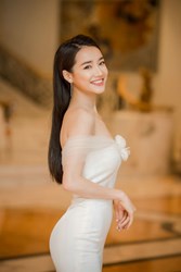 Chị gái nói về tin Nhã Phương mang bầu 3 tháng với Trường Giang