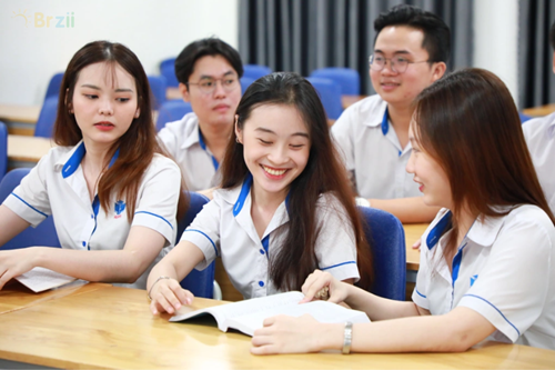 Sinh viên nghỉ Tết Nguyên đán... cả tháng